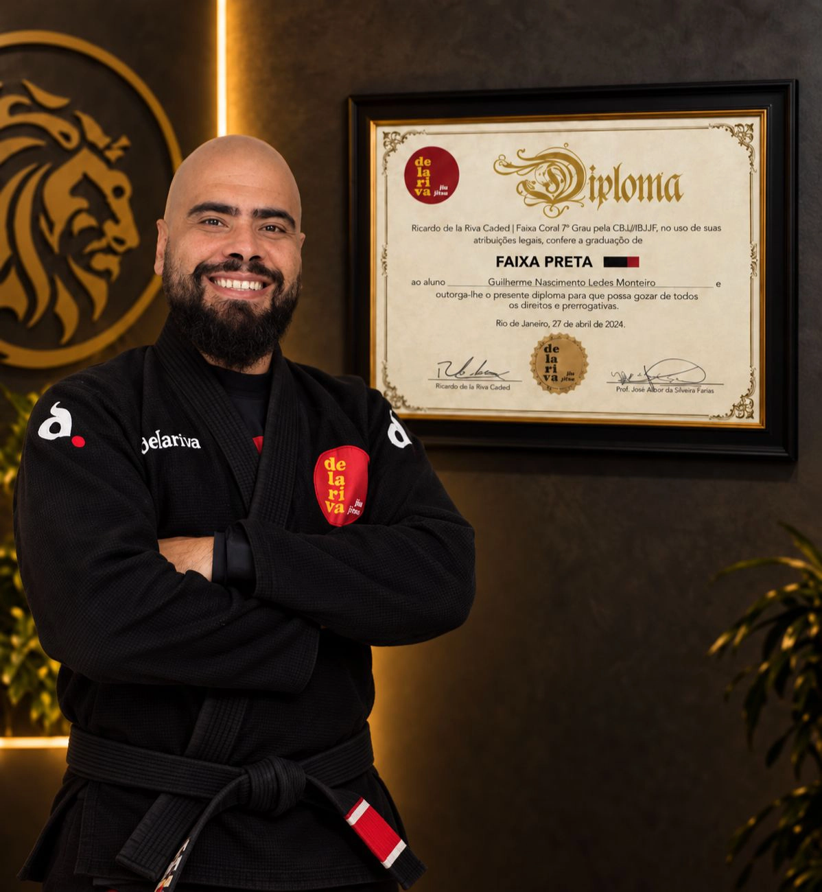 Prof. Guilherme Ledes